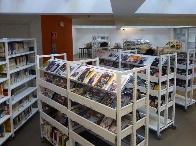 Biblioteca |  Riapre l'accesso agli scaffali