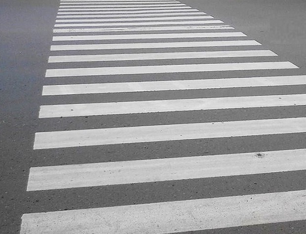 Nuovi attraversamenti stradali e spazi sosta per disabili