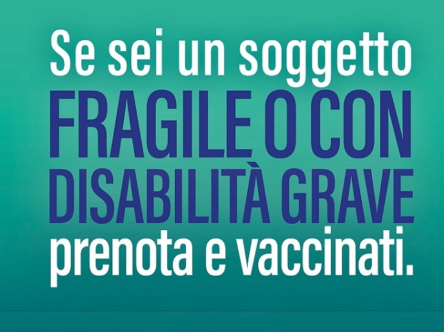 Come prenotare i vaccini per disabili gravi e persone con elevata fragilità, oltre ai loro caregiver